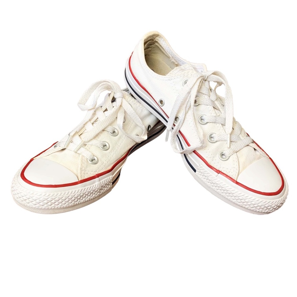 CTAS Converse White Low Tops